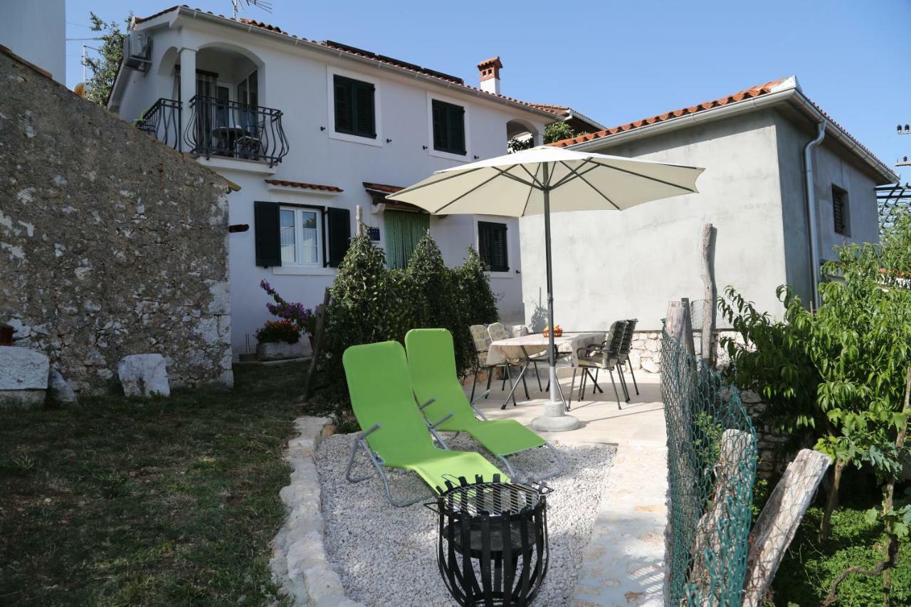 Brseč Apartments Tinka מראה חיצוני תמונה